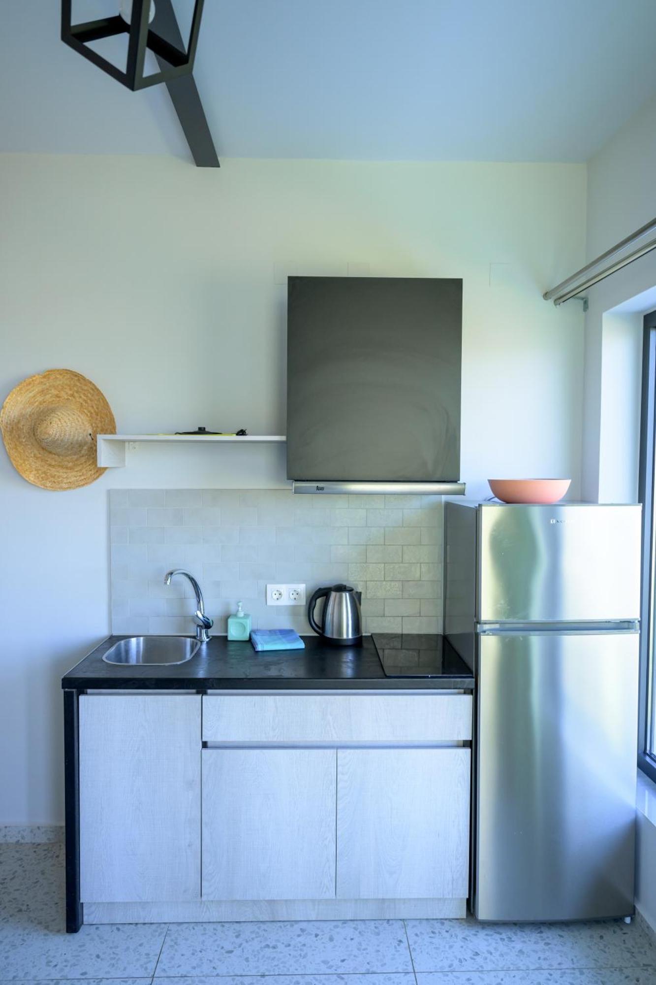 Bikini Apartments Kariótai Extérieur photo